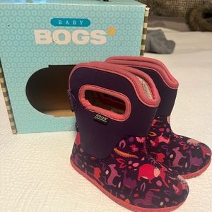 Bogs size 6US